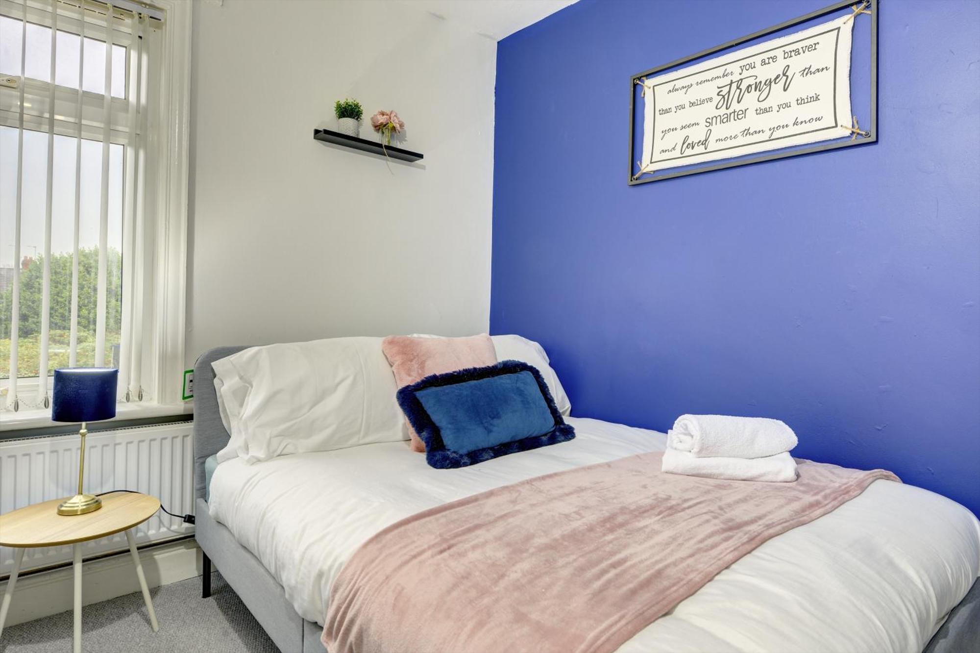 Stunning And Lovely 3 Bed House - Catch 22 Coventry Exteriör bild