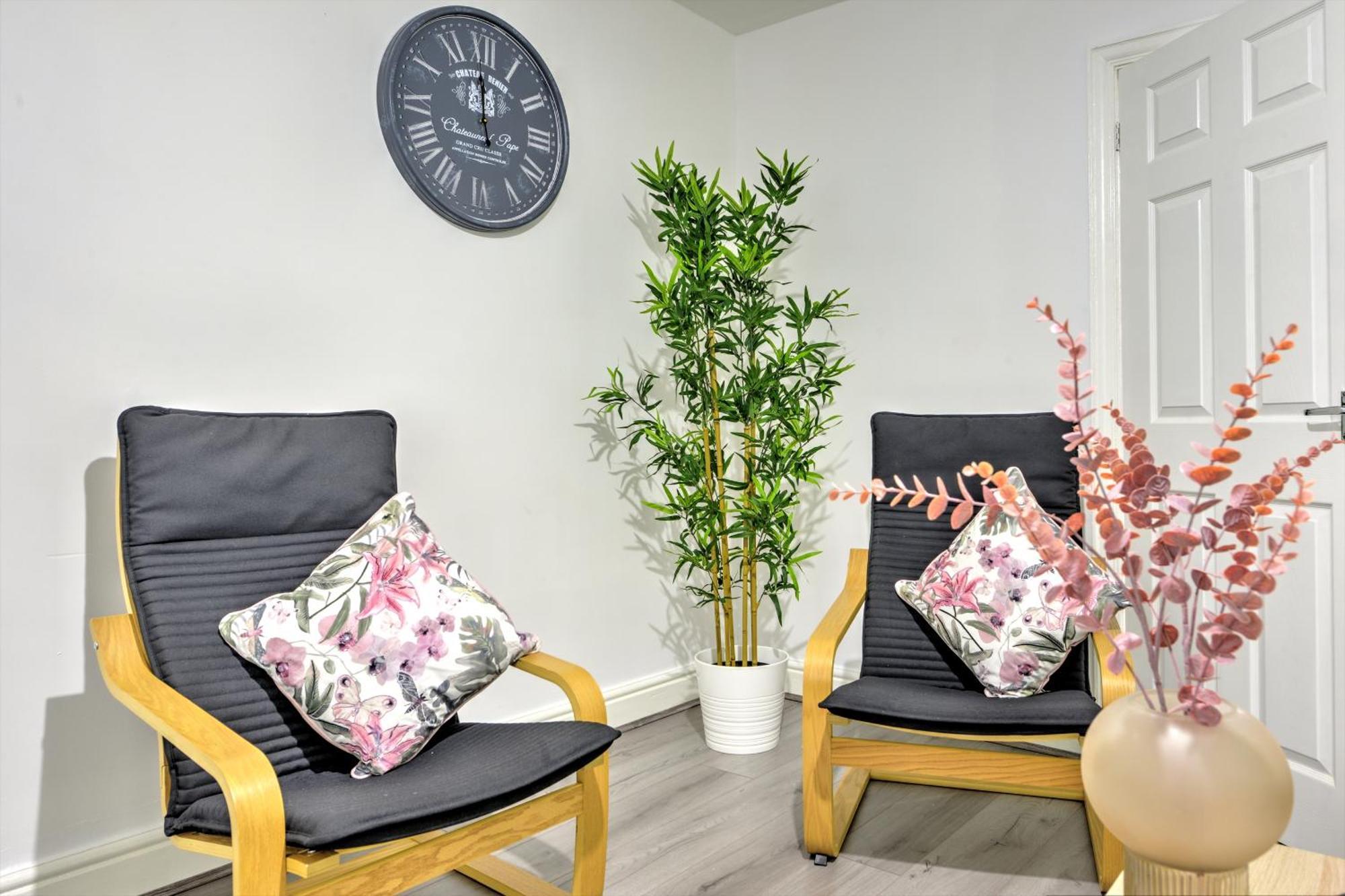 Stunning And Lovely 3 Bed House - Catch 22 Coventry Exteriör bild