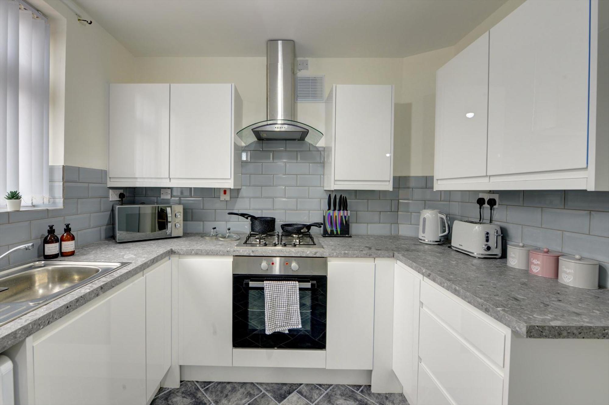Stunning And Lovely 3 Bed House - Catch 22 Coventry Exteriör bild