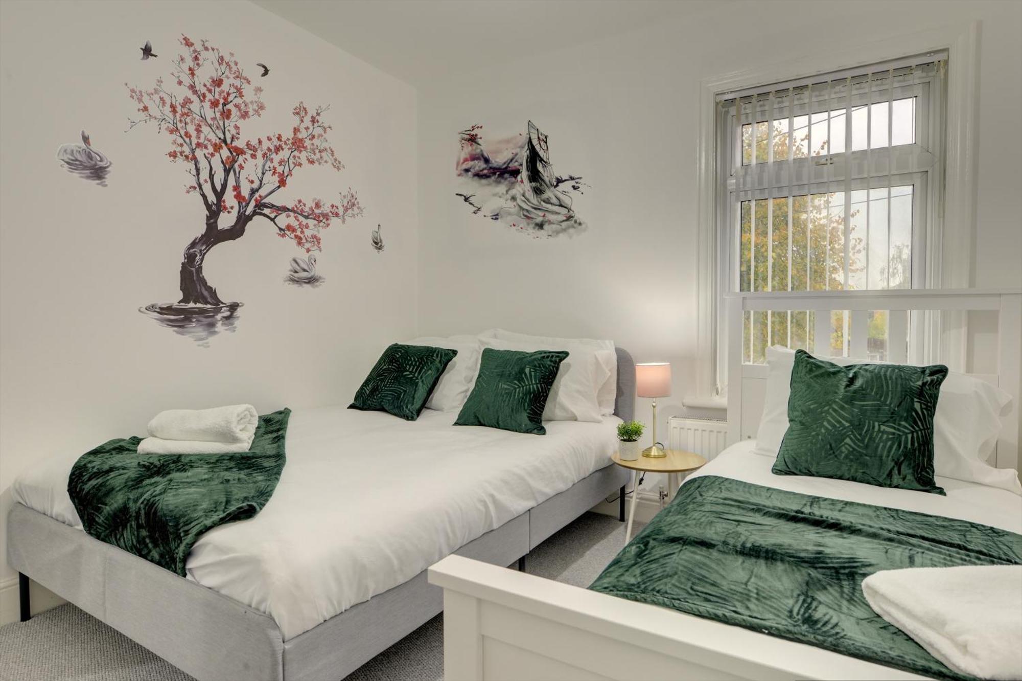 Stunning And Lovely 3 Bed House - Catch 22 Coventry Exteriör bild