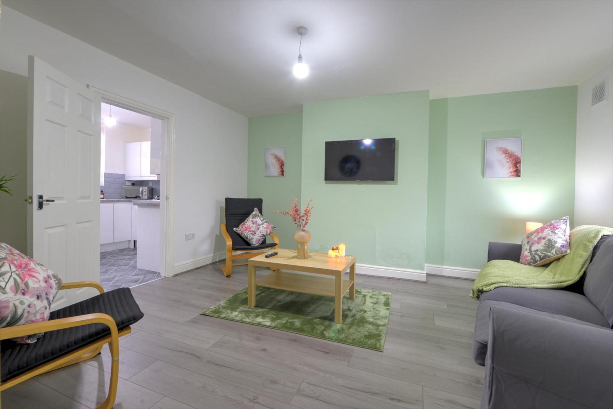 Stunning And Lovely 3 Bed House - Catch 22 Coventry Exteriör bild